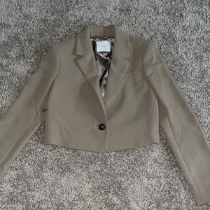 Aritiza cropped blazer